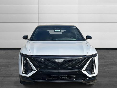 New 2026 Cadillac Lyriq Premium Sport image 8