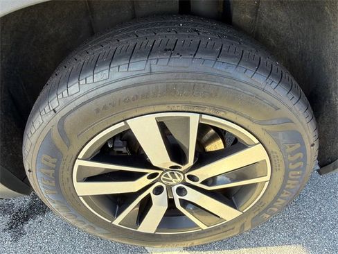 Used 2021 Volkswagen Atlas SE image 20