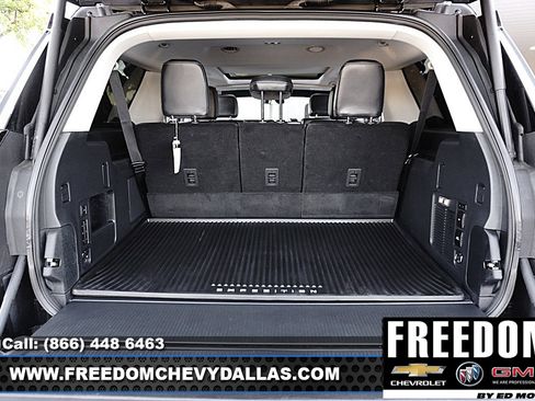 Used 2025 Ford Expedition Max Platinum image 40