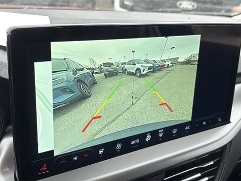 New 2026 Ford Escape SE image 18