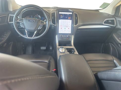 Used 2024 Ford Edge SEL image 11