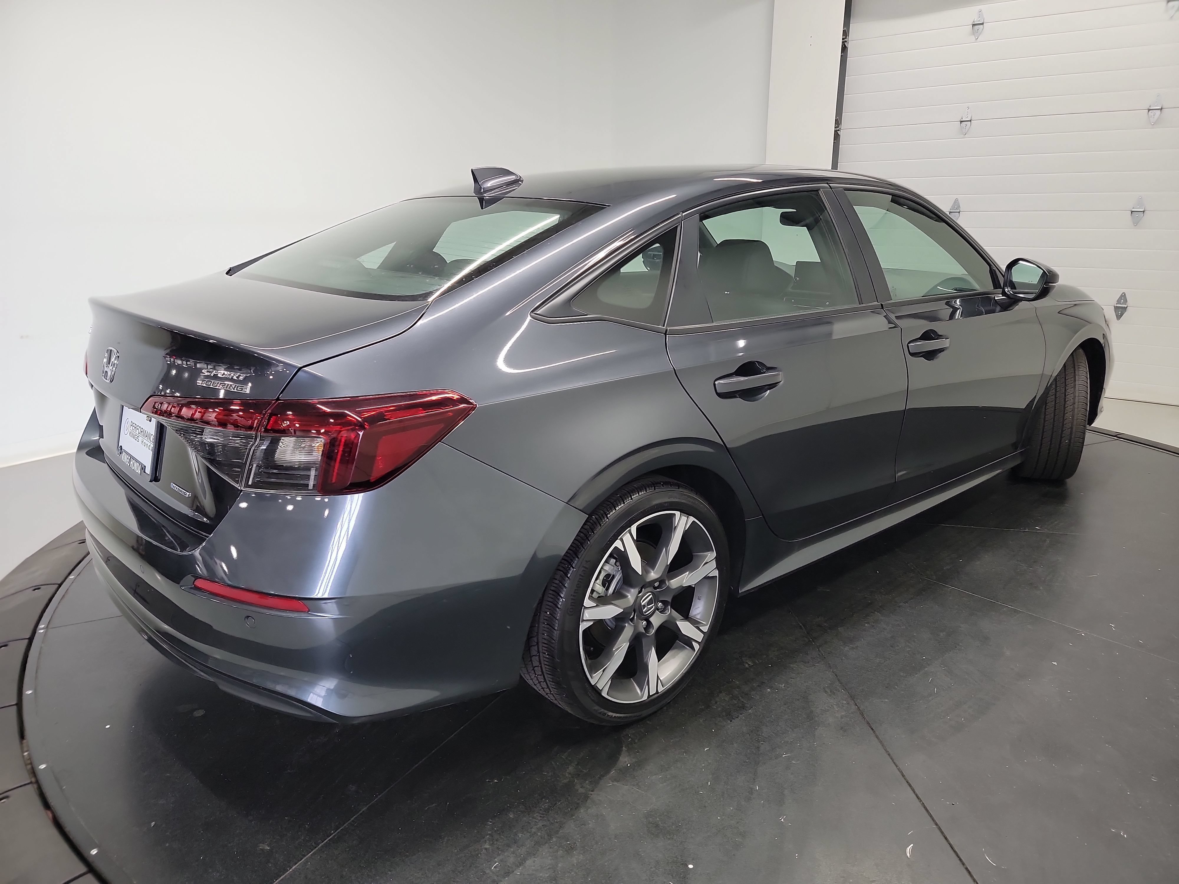 Used 2025 Honda Civic Sport Touring image 9