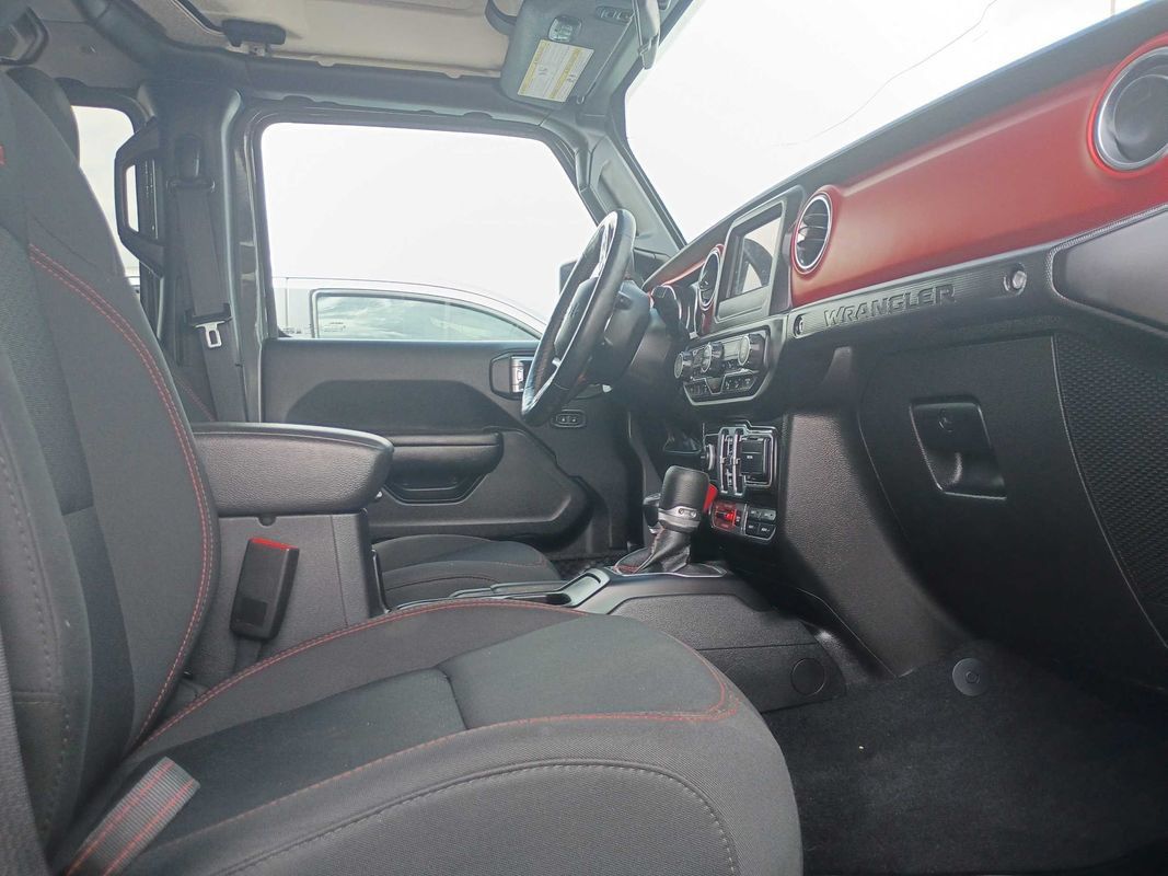 Used 2020 Jeep Wrangler Unlimited Rubicon w/ LED Lighting Group AWD/4WD image 20