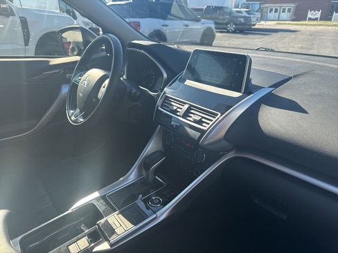 Used 2020 Mitsubishi Eclipse Cross SE image 35
