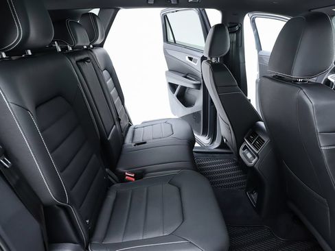 New 2026 Volkswagen Atlas Cross Sport SEL R-Line AWD/4WD image 38