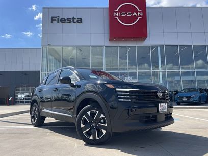 New 2025 Nissan Kicks SV w/ SV Premium Package