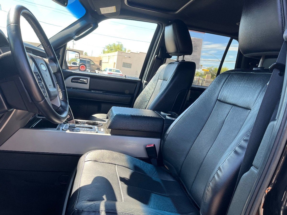 Used 2016 Ford Expedition Limited RWD image 26