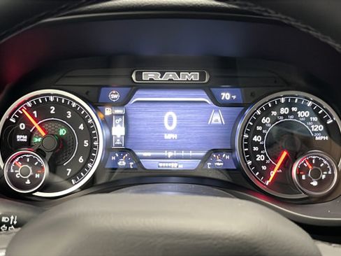 New 2026 RAM 1500 Big Horn AWD/4WD image 17