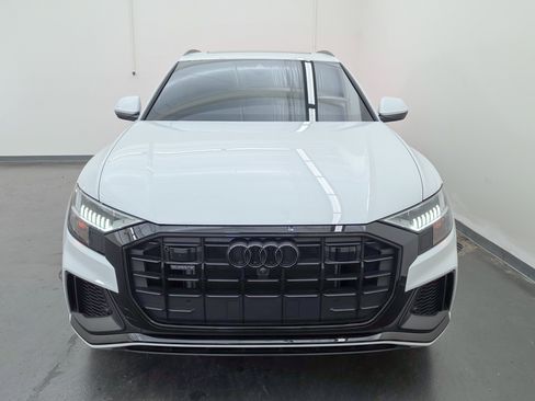 Used 2023 Audi Q8 Prestige AWD/4WD image 8