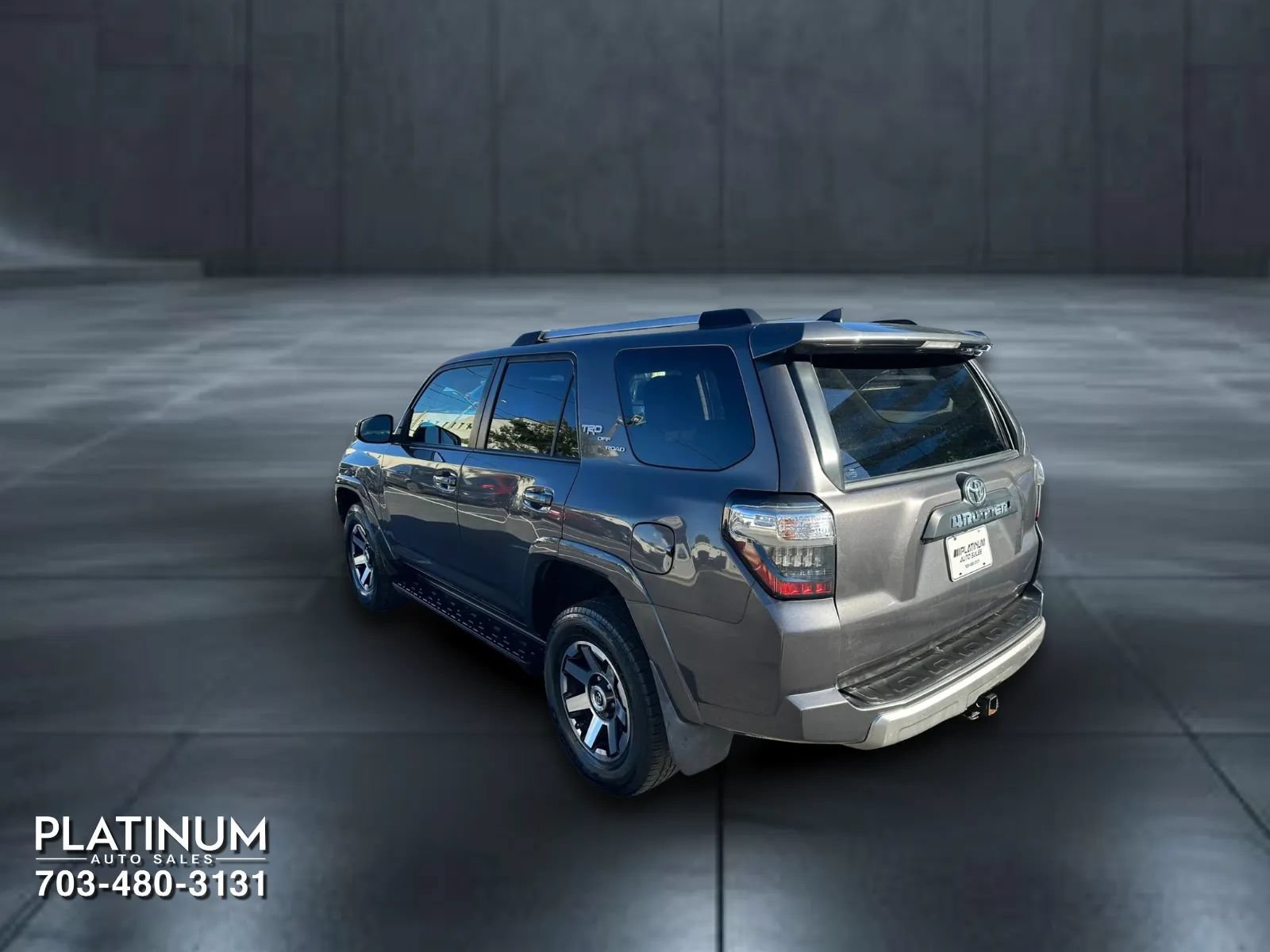 Used 2018 Toyota 4Runner TRD Off-Road AWD/4WD image 6