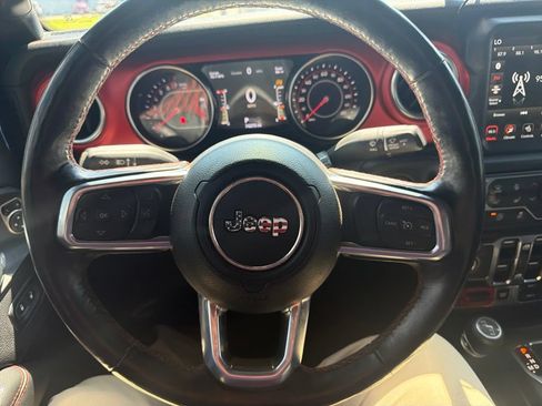Used 2020 Jeep Wrangler Unlimited Rubicon AWD/4WD image 29