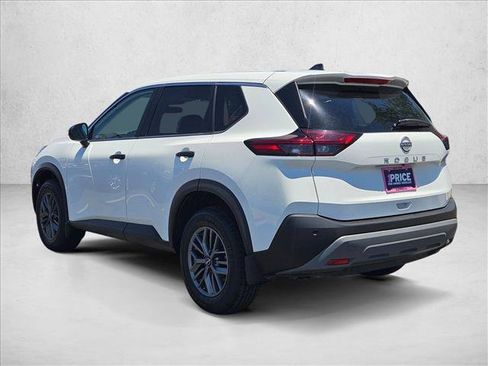 Used 2022 Nissan Rogue S FWD image 8