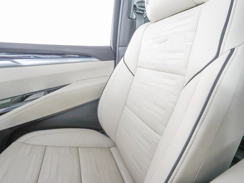 Used 2026 Cadillac Escalade Sport image 30