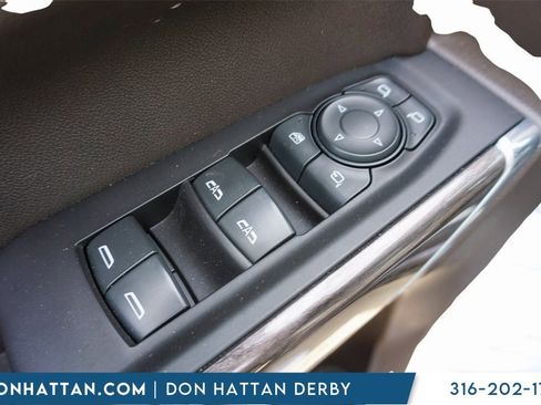 Used 2020 Chevrolet Silverado 1500 LTZ image 17