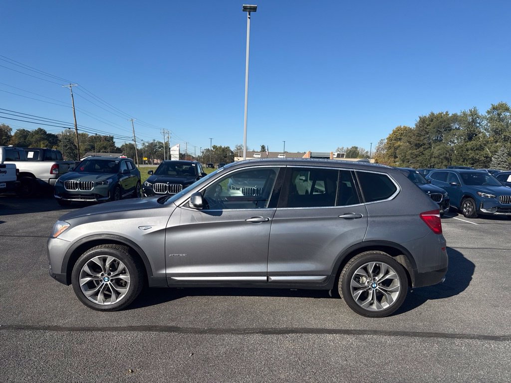 Used 2017 BMW X3 xDrive28i AWD/4WD image 4