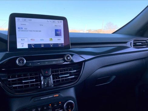 Used 2024 Ford Escape ST-Line image 35