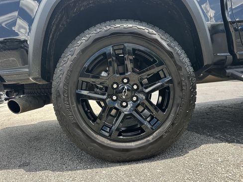 Used 2025 Chevrolet Colorado Trail Boss AWD/4WD image 18