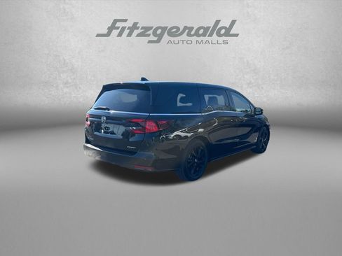 Used 2024 Honda Odyssey Sport image 5