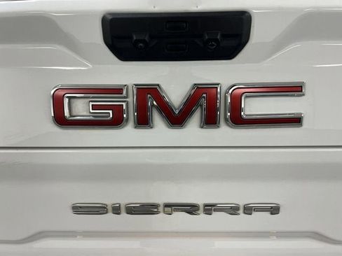 Certified 2024 GMC Sierra 2500 SLT w/ SLT Premium Package AWD/4WD image 30
