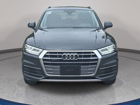Used 2020 Audi Q5 2.0T Premium Plus w/ Premium Plus Package AWD/4WD image 2