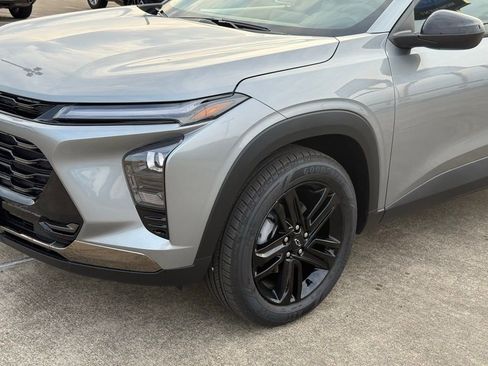 New 2026 Chevrolet Trax ACTIV w/ Sunroof Package image 2