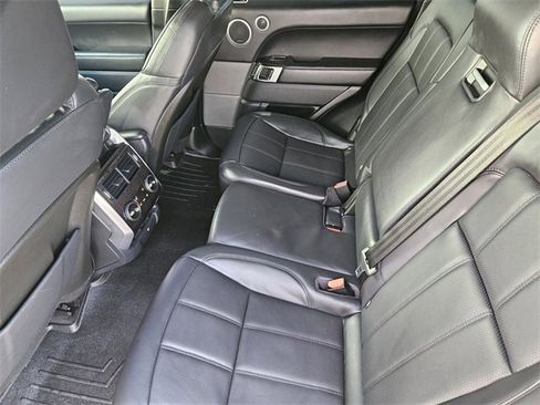 Used 2020 Land Rover Range Rover Sport HSE Dynamic image 28