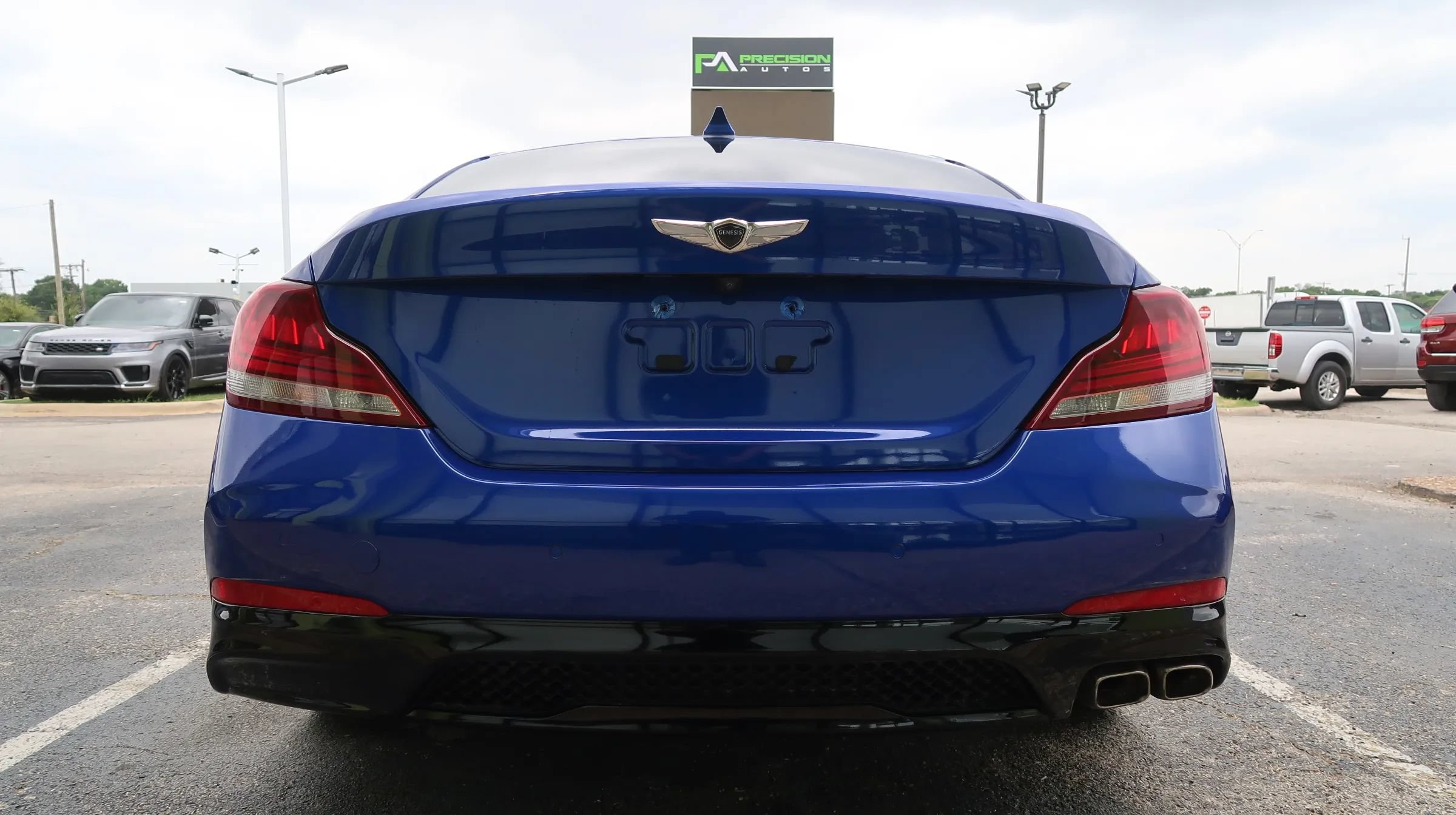 Used 2019 Genesis G70 2.0T Advanced w/ Sport Package AWD/4WD image 10