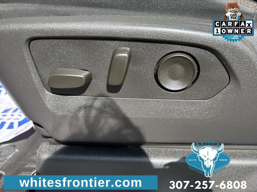 Used 2025 GMC Sierra 3500 AT4 w/ AT4 Premium Plus Package AWD/4WD image 13