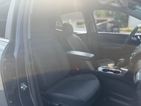 Used 2022 Chevrolet Equinox LT FWD image 25