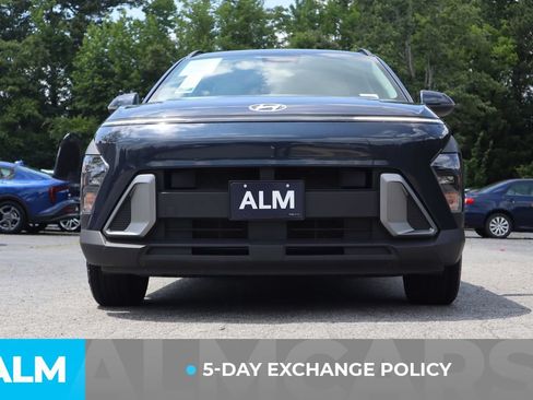 Used 2024 Hyundai Kona SEL FWD image 4