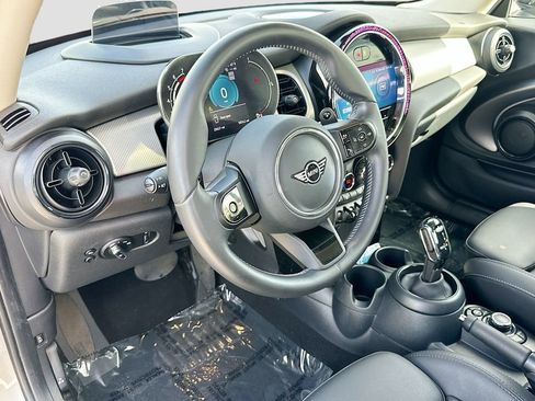 Used 2024 MINI Cooper S FWD image 9