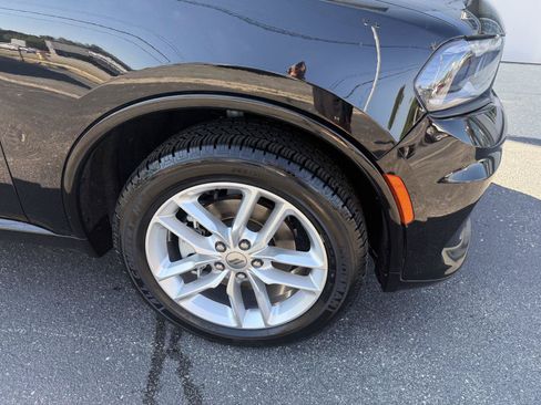 Used 2022 Dodge Durango GT RWD image 40