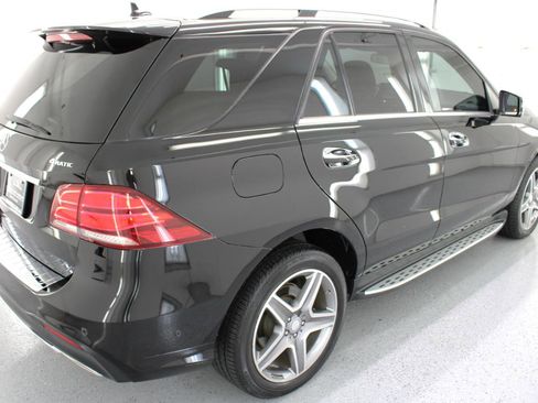Used 2017 Mercedes-Benz GLE 400 4MATIC image 10
