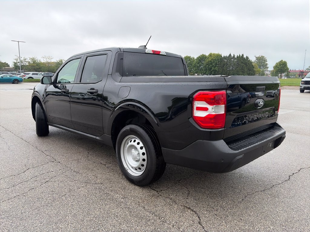 Used 2025 Ford Maverick XL FWD image 5