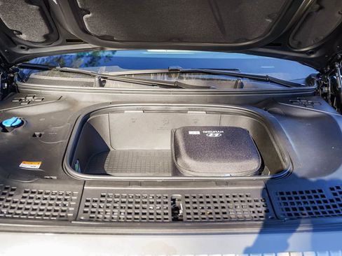 New 2026 Hyundai Ioniq 9 Calligraphy image 13