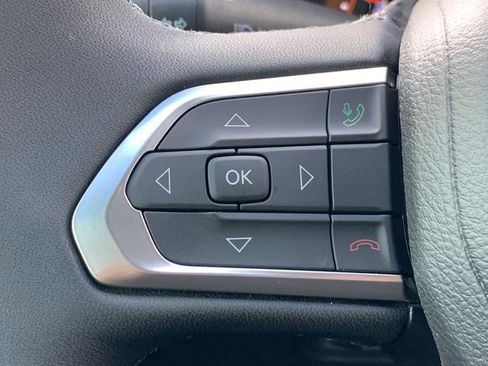 New 2026 Jeep Compass Latitude image 24