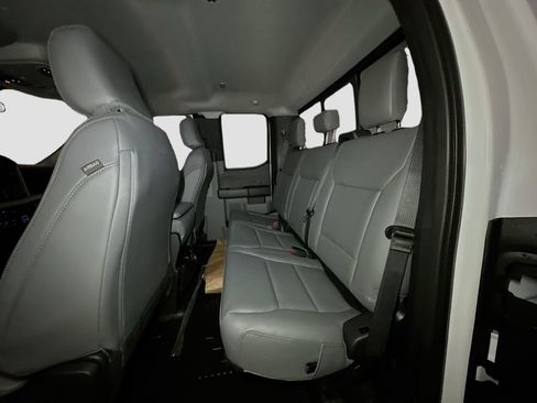 New 2026 Ford F550 4x4 Supercab Super Duty image 15