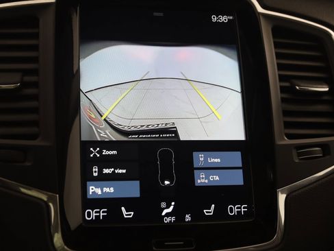 Used 2020 Volvo XC90 T6 Momentum w/ Protection Package Premier image 10