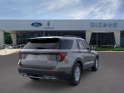 New 2026 Ford Explorer Active w/ Active Comfort Package image 8