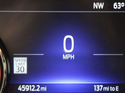 Used 2023 Ford Explorer Limited image 44