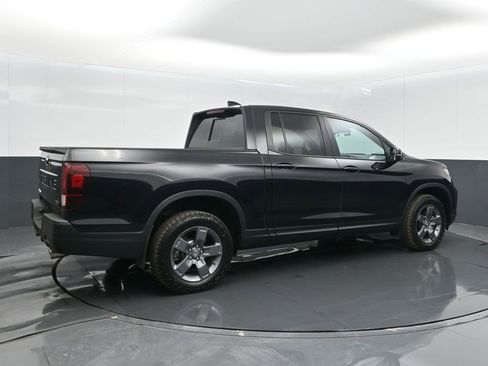 Certified 2025 Honda Ridgeline TrailSport image 22
