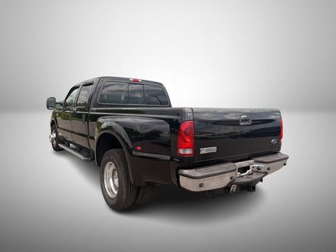 Used 2006 Ford F350 Lariat RWD image 3