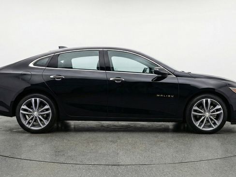 Used 2024 Chevrolet Malibu LT image 11