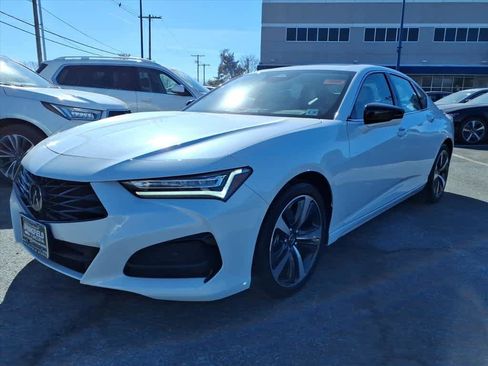 Certified 2025 Acura TLX w/ Technology Package image 3