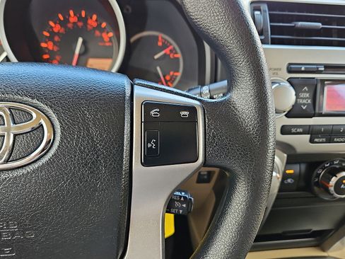 Used 2013 Toyota 4Runner SR5 RWD image 16