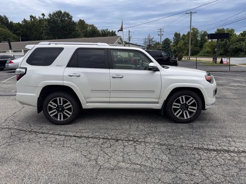 Used 2015 Toyota 4Runner Limited AWD/4WD image 6