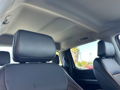 New 2025 Ford F250 Lariat w/ Chrome Package image 15