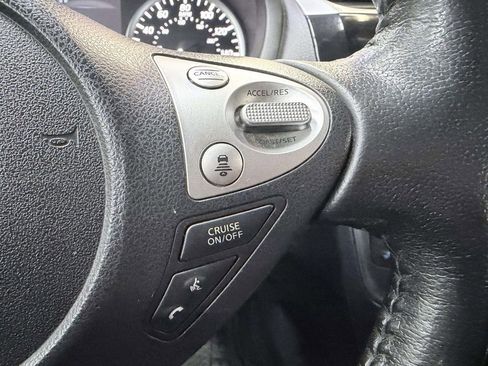 Used 2019 Nissan Sentra SR w/ Premium Package (SR) FWD image 20