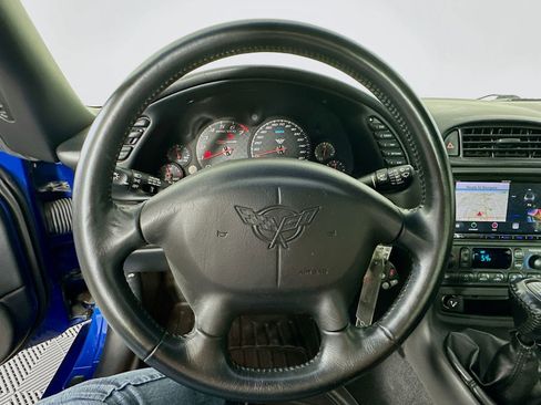 Used 2003 Chevrolet Corvette Z06 RWD image 11