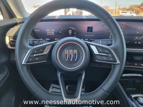 Used 2025 Buick Envision Sport Touring image 17